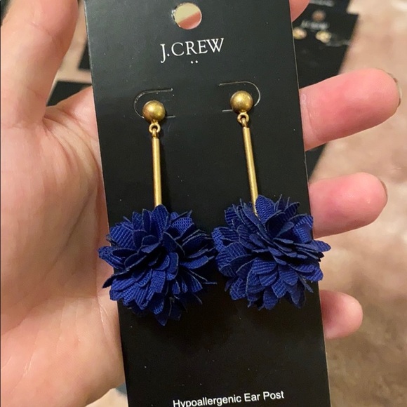 J Crew Drop Chandelier Earrings - Picture 2 of 3